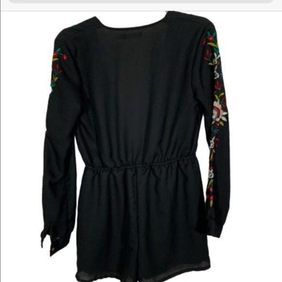 BOOHOO Floral Embroidered Long Sleeve Romper Black Size 4 - Picture 3 of 6